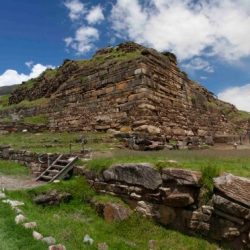 Chavín huántar temple model site peru chavin archaeological author khan academy ap history nc sa cc